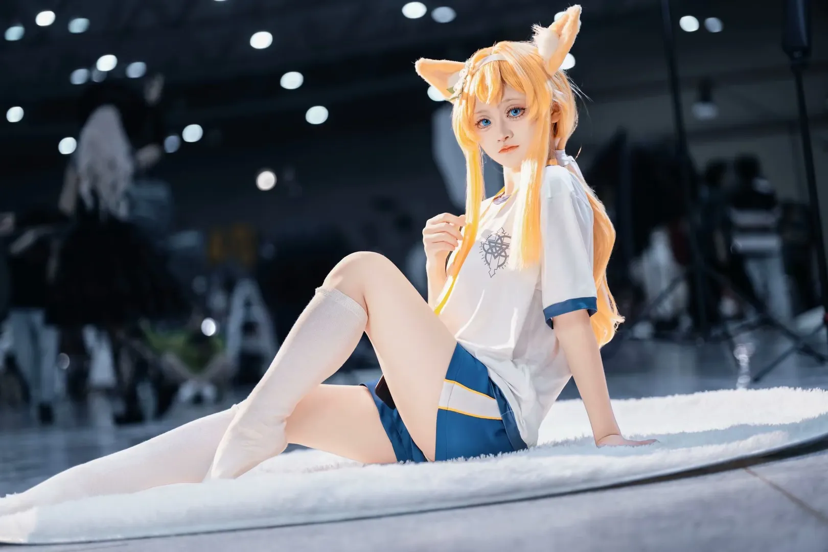 Blue Archive, Cosplay pose reference, Iochi Mari cosplay, Gymnastics uniform cosplay, Cute cosplay