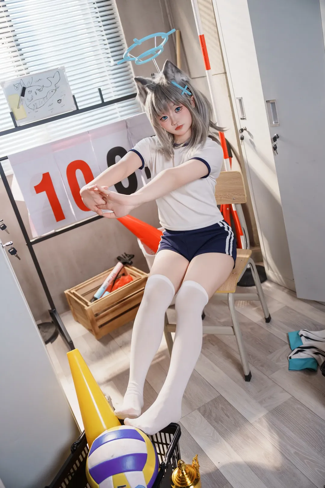 Blue Archive, Cute girl, Shiroko Sunaookami Cosplay, Gymnastics uniform, Changing room - Image 2
