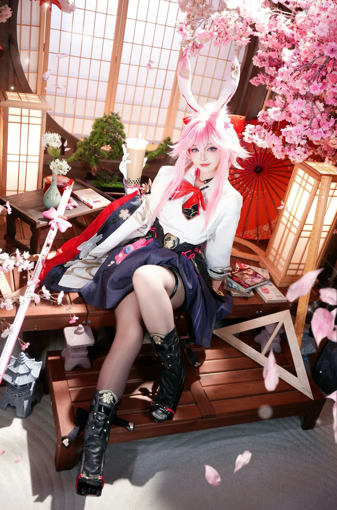 コスプレ, うさ耳衣装, 和風撮影, ピンクのウィッグ, 桜のシーン