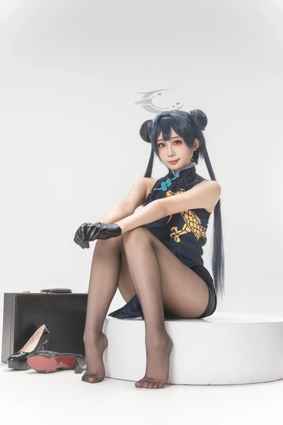 妃咲cos, 碧蓝档案, 动作参考, cosplay摄影, 黑丝穿搭 - 第3张