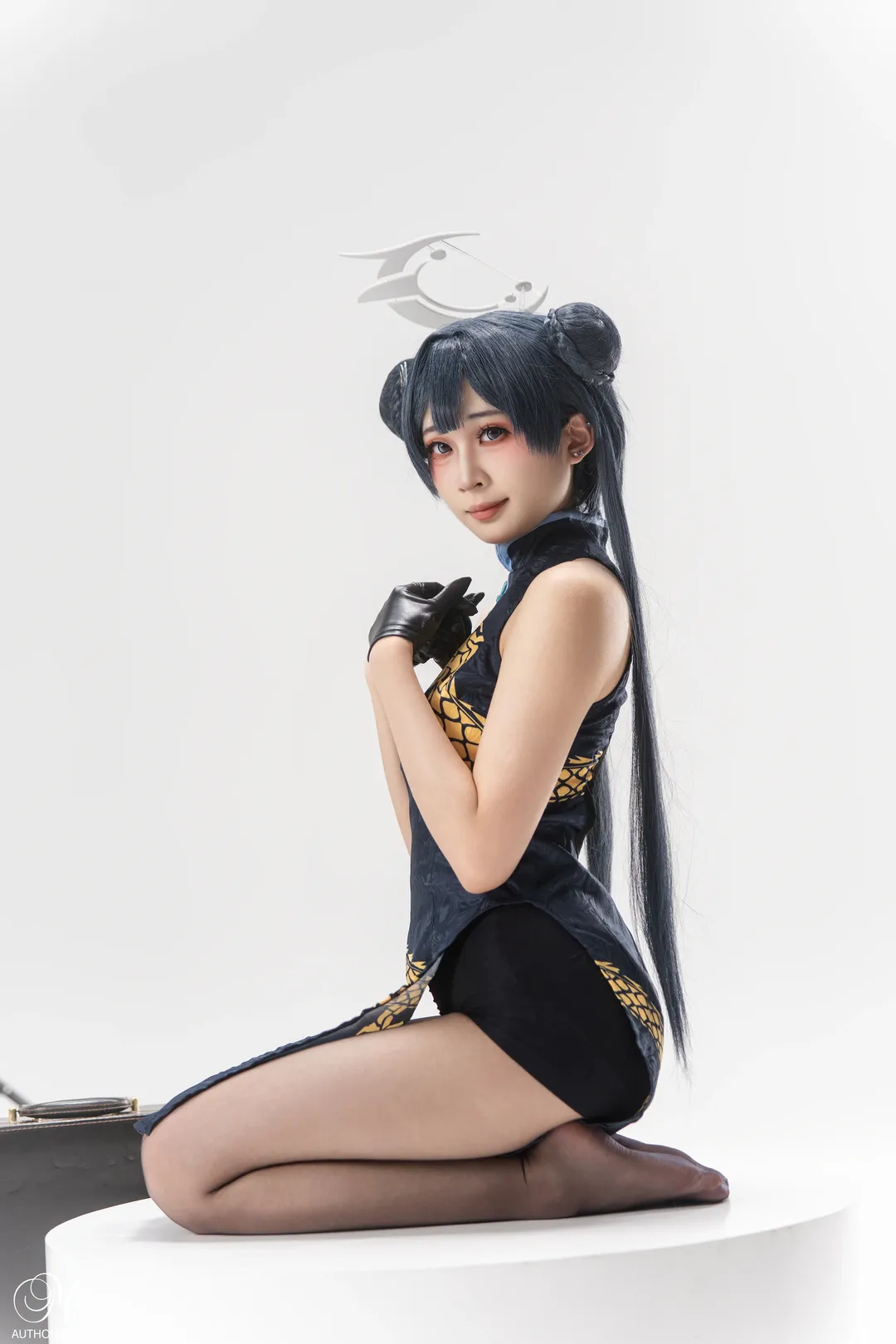 妃咲cos, 碧蓝档案, 动作参考, cosplay摄影, 黑丝穿搭 - 第5张