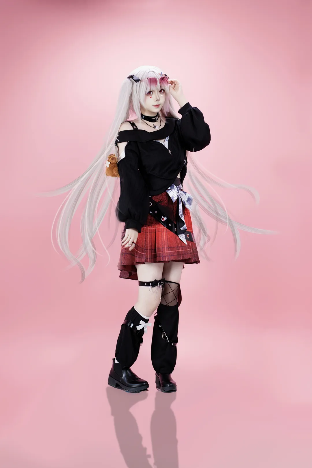 Honkai: Star Rail, Sparkle cosplay, Silver-white twin tails, Sweet-cool outfit, Cosplay photography studio - Image 3