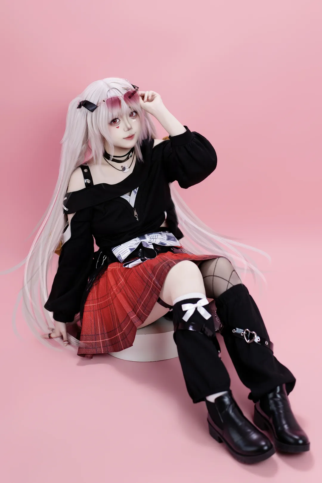 Honkai: Star Rail, Sparkle cosplay, Silver-white twin tails, Sweet-cool outfit, Cosplay photography studio - Image 8