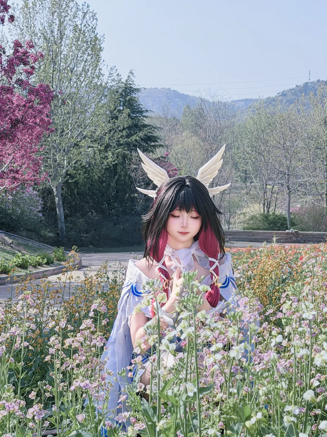 原神, 哥伦比娅cos, 花海写真, 低角度拍摄, cosplay户外 - 第8张