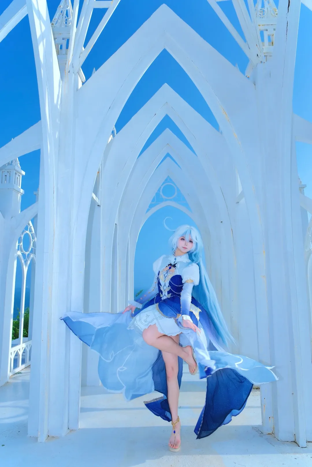原神, 二次元摄影, 芙宁娜cos, 户外写真, 教堂摄影