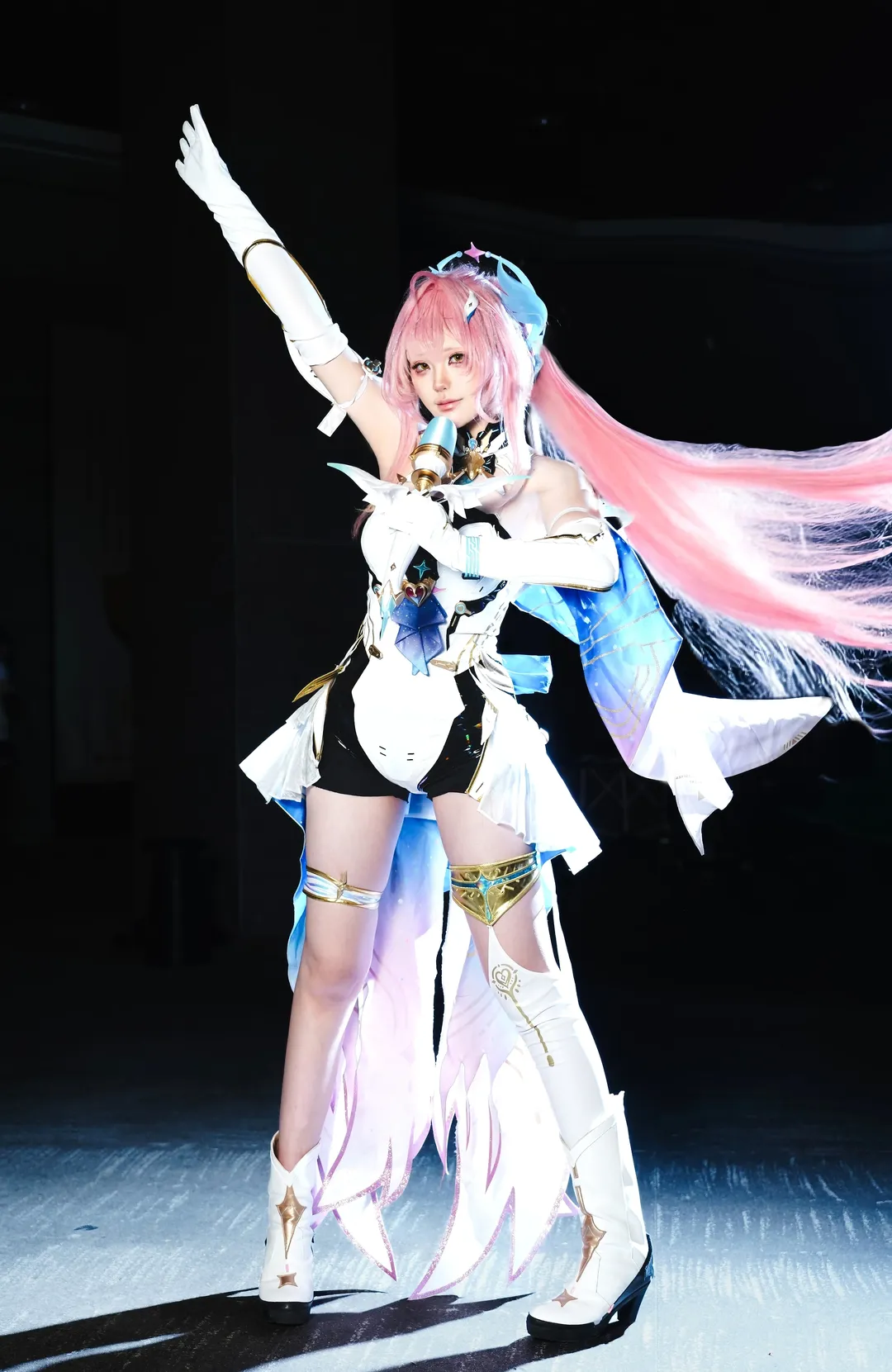 鳴潮, エイメス コスプレ, イベント写真, ホタルACGエキスポ, 影のスポットライト撮影 - 1枚目