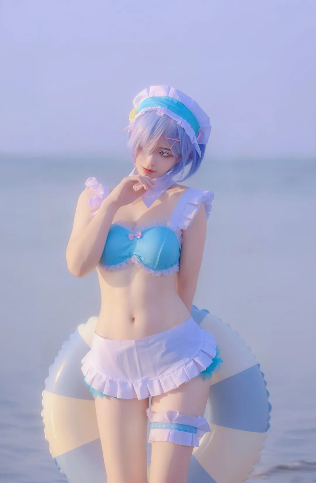 二次元撮影, レム コスプレ, 海辺のポートレート, 青と白のコーデ, 水着のロケーション撮影