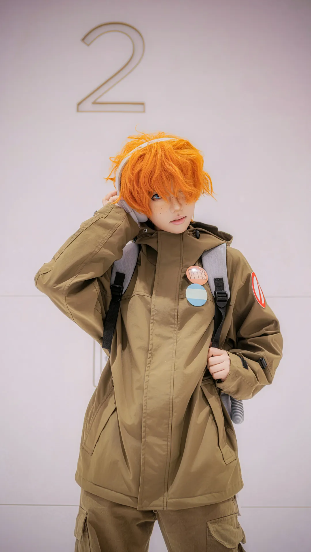 パンティ&ストッキングwithガーターベルト, ブリーフ コスプレ, ワークウェア風コスプレ, オレンジショートウィッグ, ショッピングモールでのアニメイベントの日常 - 2枚目