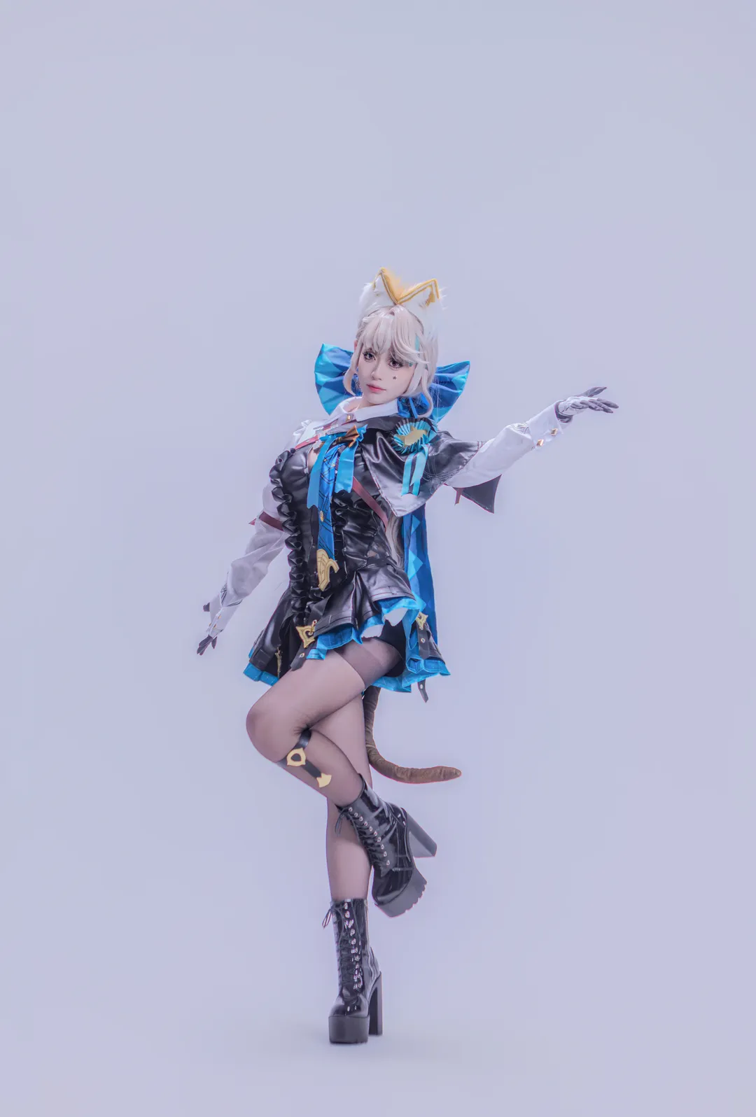 Genshin Impact, Lynette Cosplay, Studio shoot, Cosplay photography, Magician costume - Image 4