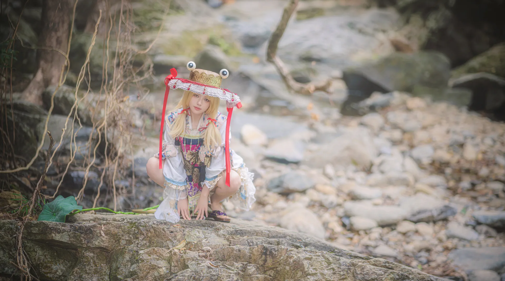 Outdoor photography, Touhou Project, Moriya Suwako cosplay, Stream location, Frog look - Image 1