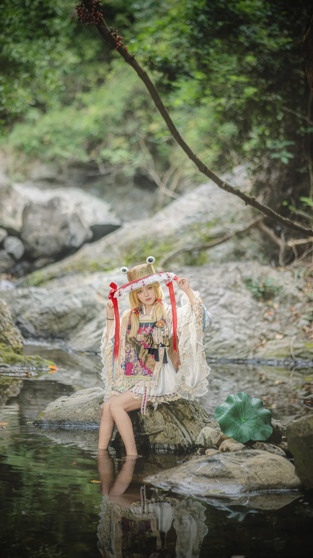 Outdoor photography, Touhou Project, Moriya Suwako cosplay, Stream location, Frog look - Image 6