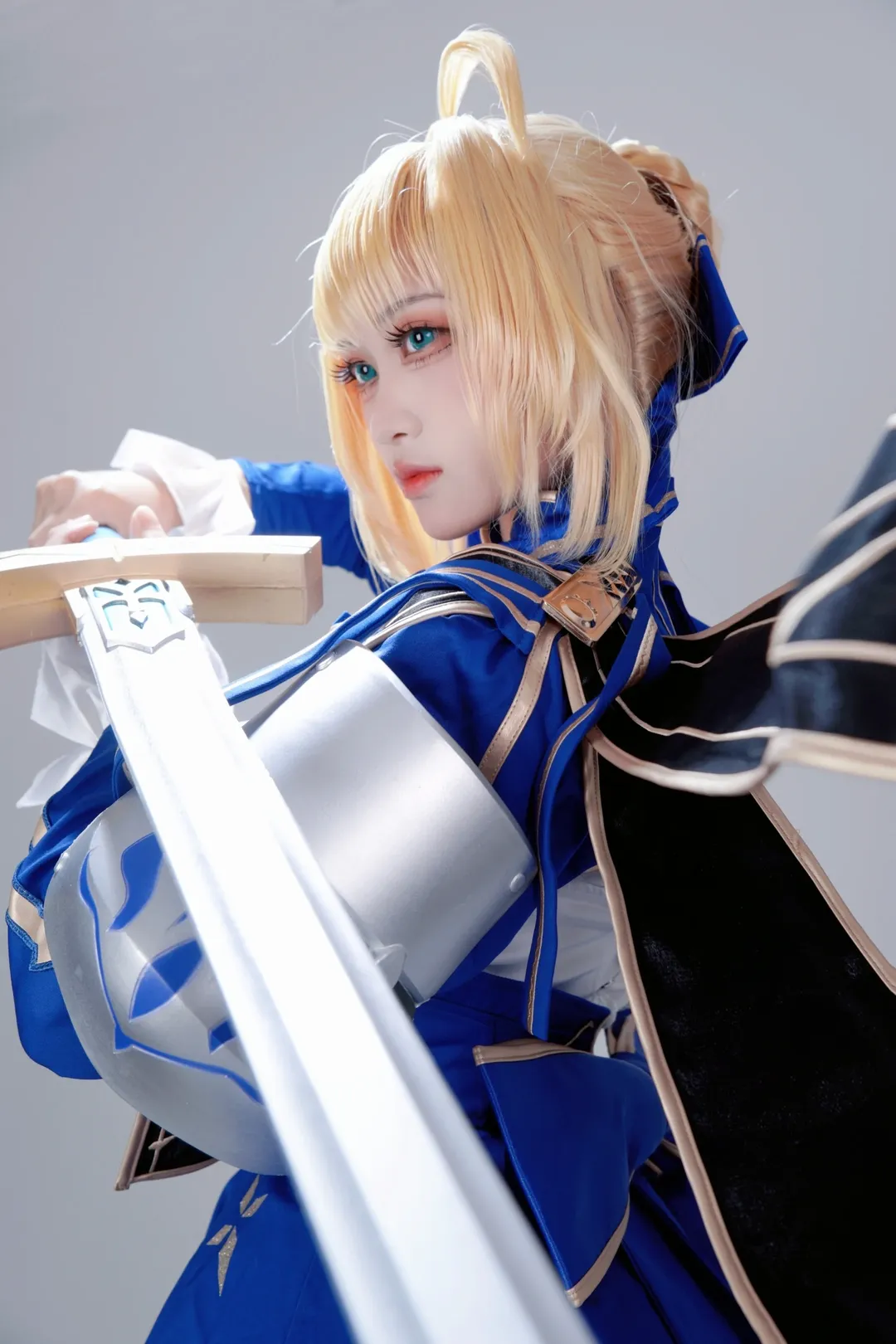 cosplay, 崩坏星穹铁道, 金发少女, sabercos, 蓝金战袍 - 第5张