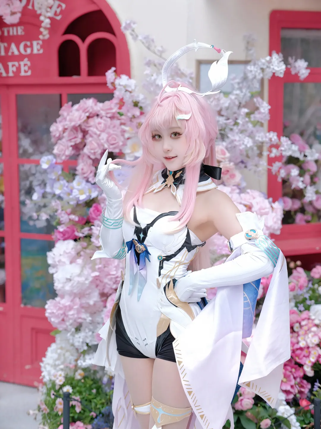 鳴潮, 2次元少女, エイメス コスプレ, コスプレ撮影, 屋外フラワーウォール撮影 - 9枚目