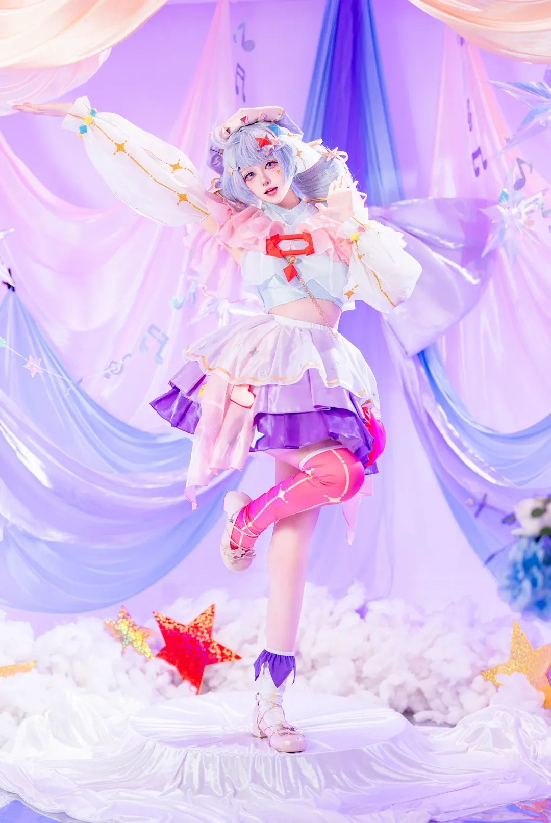 夢幻的なメイクとスタイリング, 二次元コスプレ, 実景スタジオ撮影, リーグ・オブ・レジェンド, グウェンコスプレ