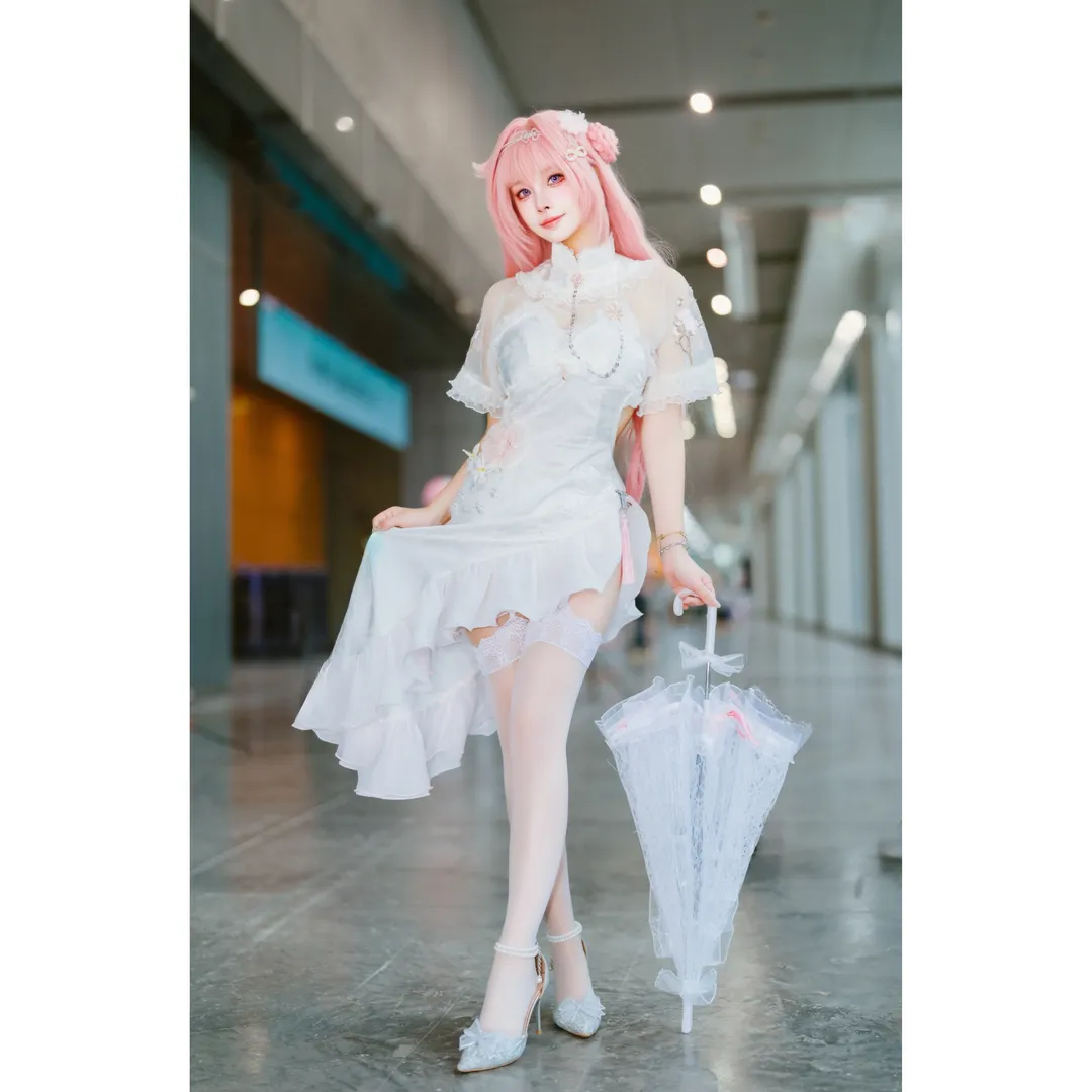 萤火虫漫展, 旗袍cos, 胜利女神NIKKE, 白丝穿搭, 桃乐丝cos - 第3张