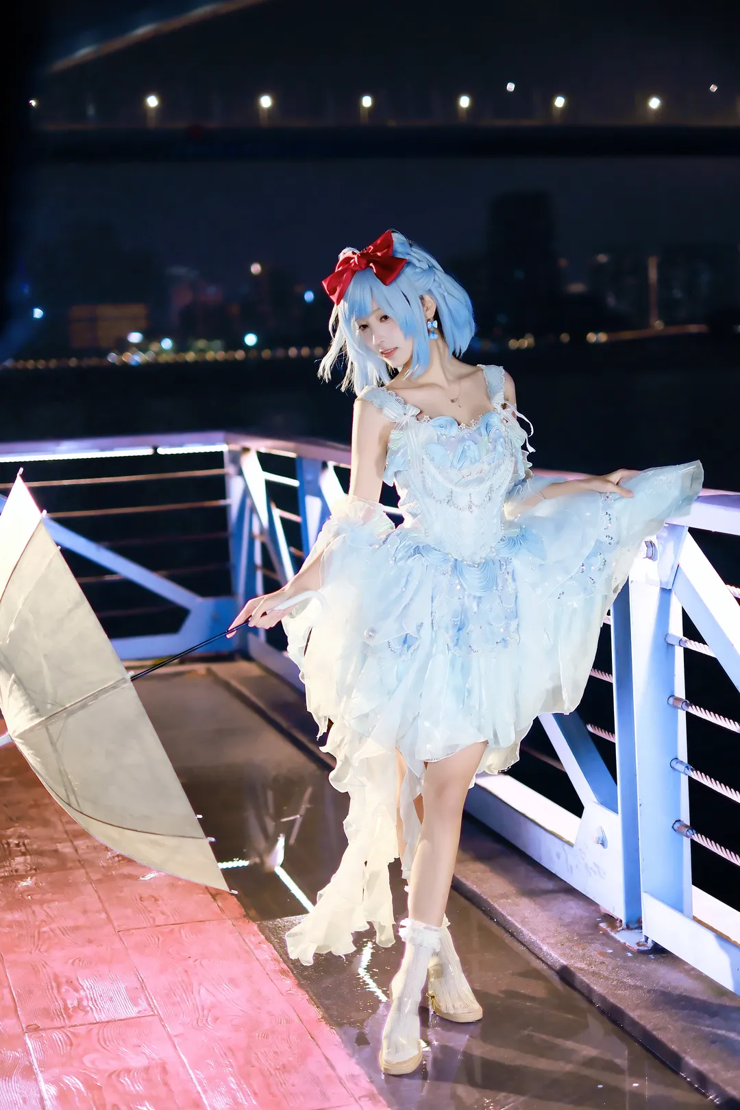 二次元少女, cosplay摄影, 蓝白轻纱, 雨夜夜景, 透明雨伞道具 - 第5张