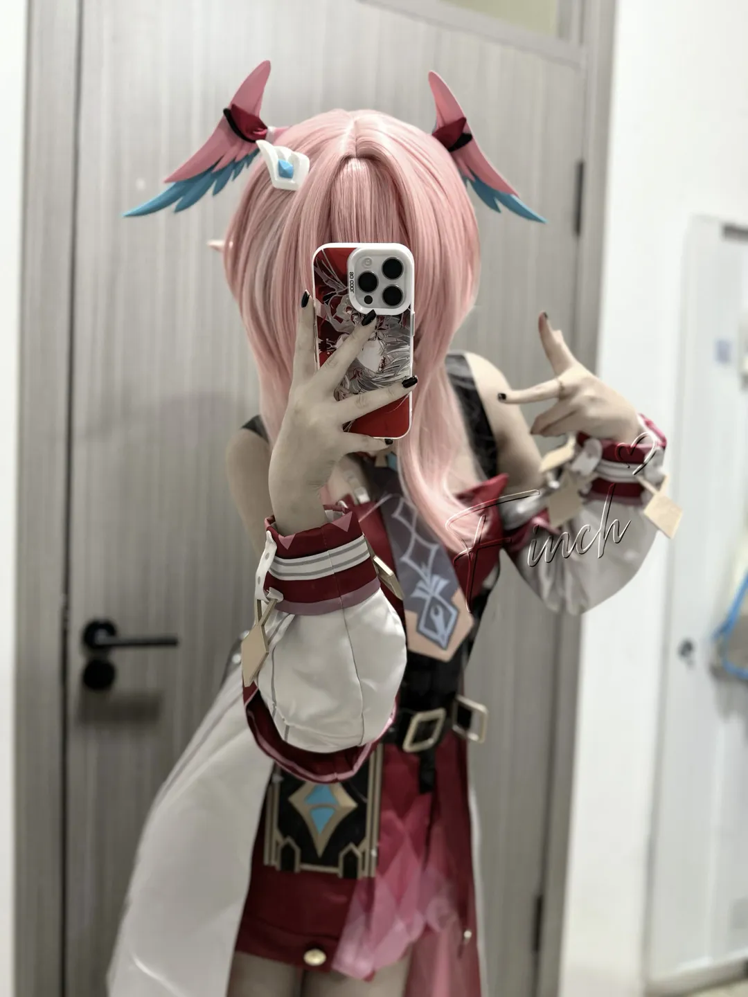 原神, リンネア コスプレ, ピンクウィッグコスプレ, コスプレコーデのシェア, 鏡越し自撮りコスプレ