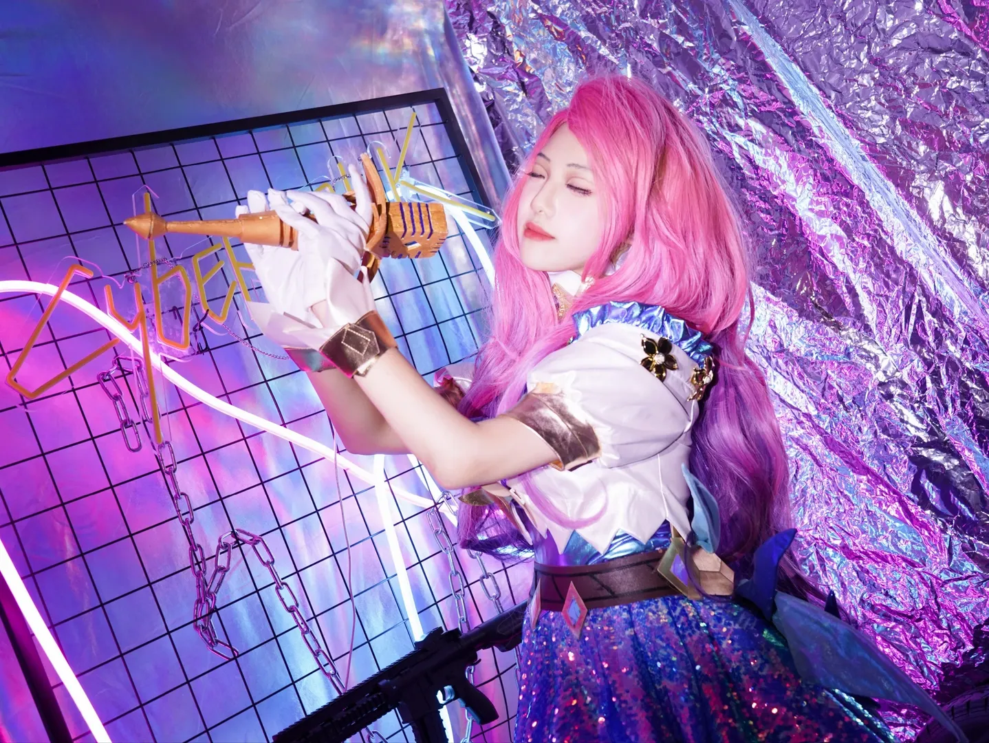 ピンクのウィッグ, リーグ・オブ・レジェンド, サイバーパンク・コスプレ, セラフィーン コスプレ, スパンコールスカートコーデ - 2枚目
