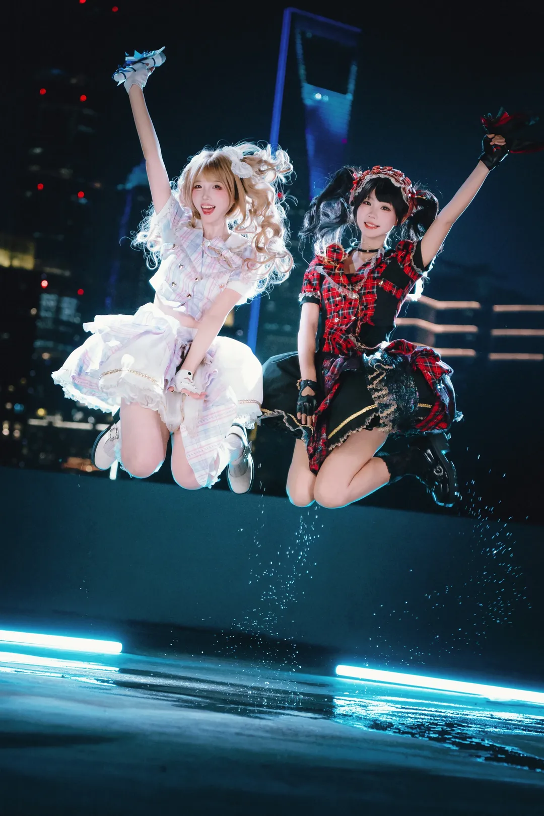 拍照姿势分享, 夜景人像, Lolita穿搭, 偶像打歌服cosplay, 艺仓美术馆天台