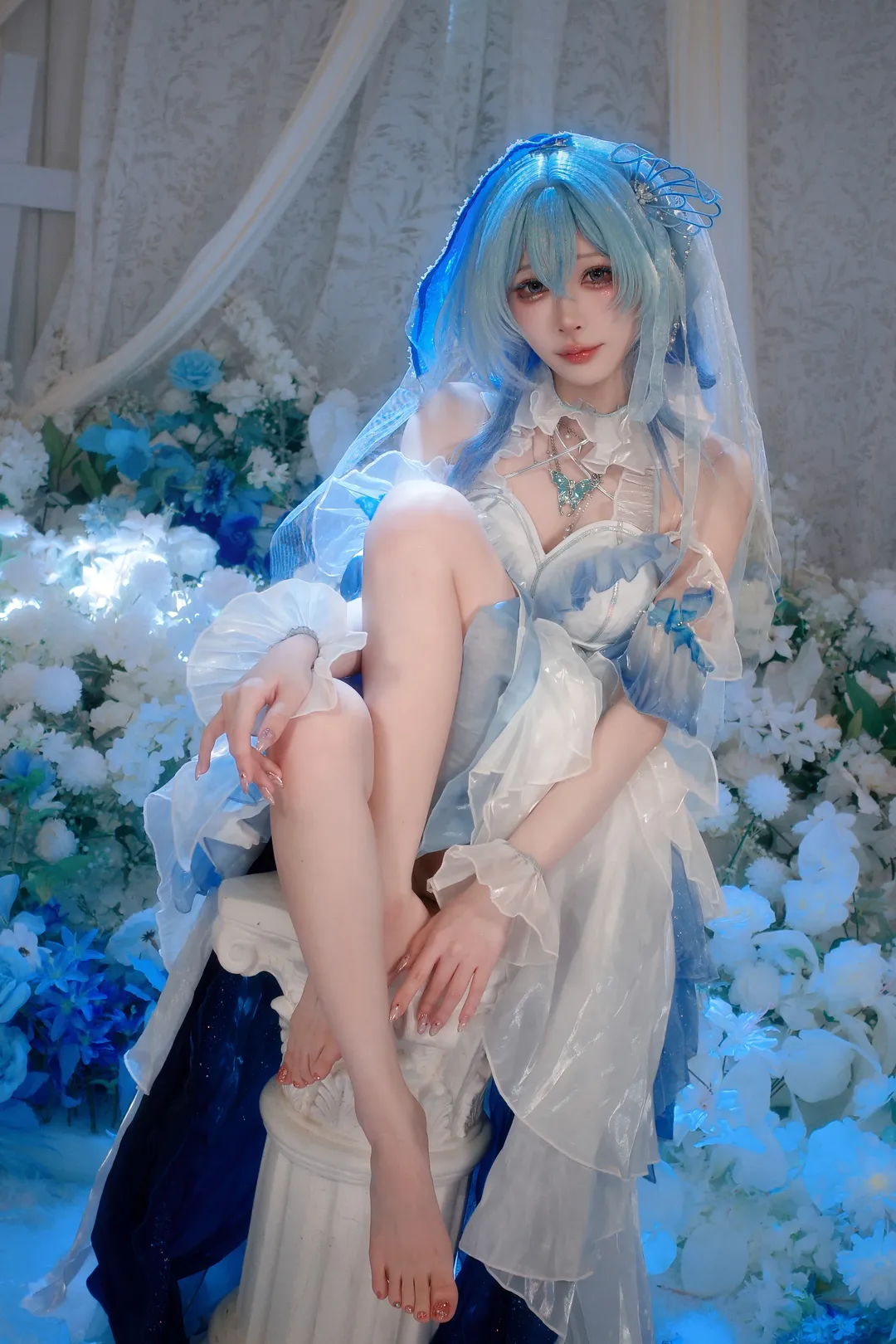 Wuthering Waves, Anime-style photography, The Shorekeeper cosplay, Blue-themed cosplay, Studio cosplay