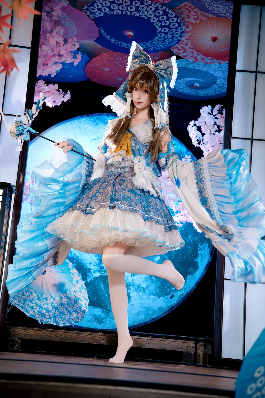 Anime-style photography, Reimu Hakurei Cosplay, Touhou Project, Casual cosplay, Japanese-style studio photography
