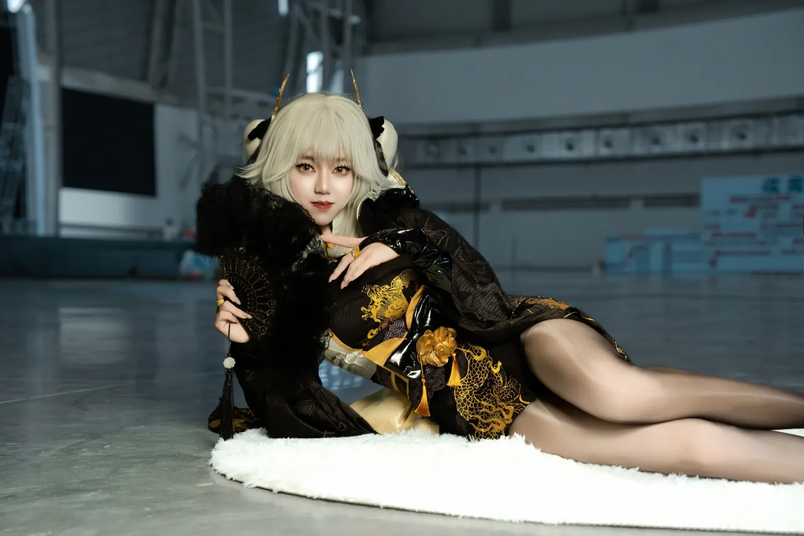 漫展场照, 布兰儿cos, cosplay摄影, nikke胜利女神, 白兔布兰儿 - 第4张