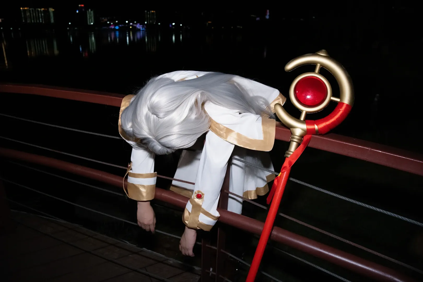 葬送的芙莉莲, 芙莉莲cos, cosplay摄影, 精灵Coser, 户外漫展场照 - 第1张