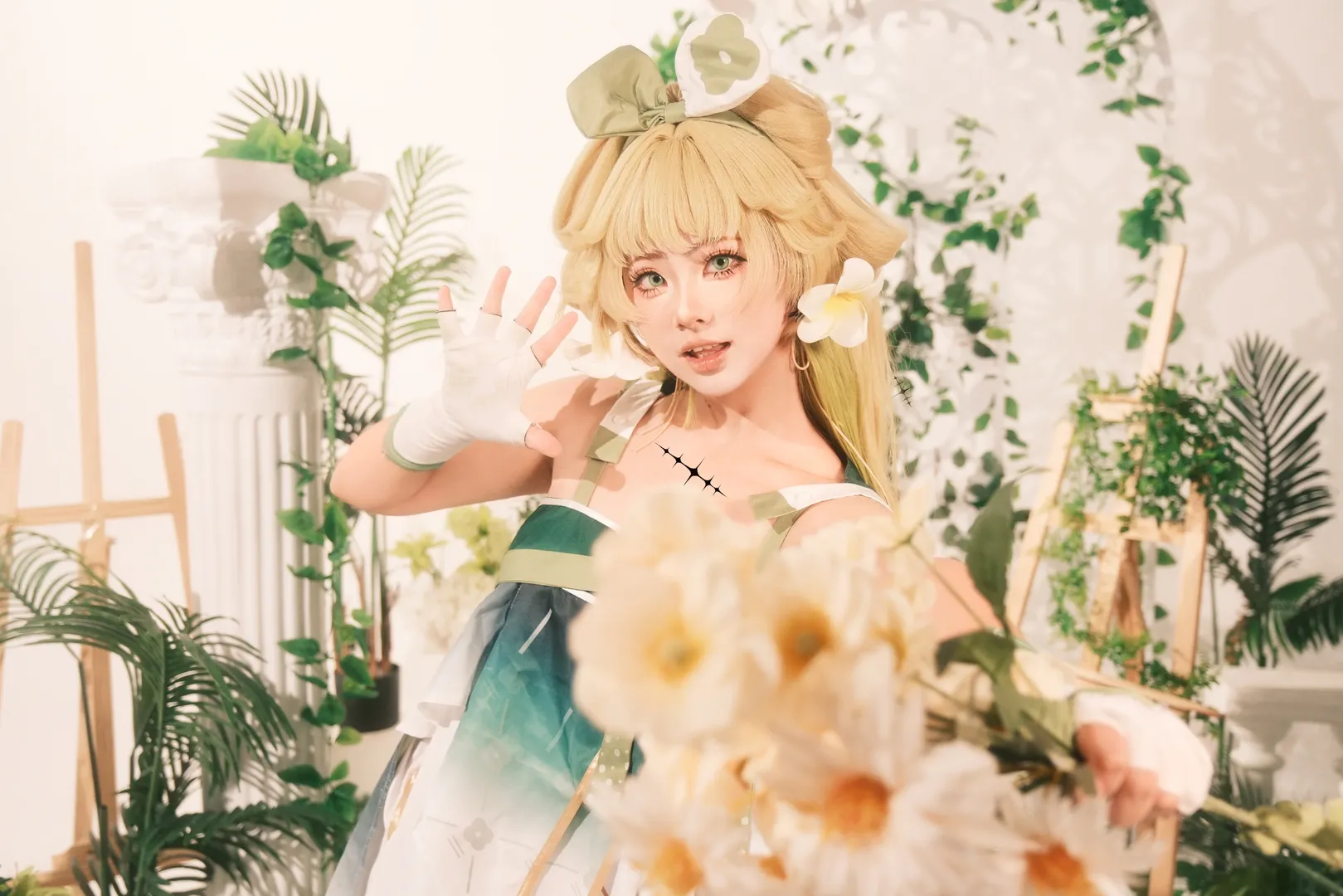 鳴潮, ヴェリーナ コスプレ, コスプレ撮影, 二次元共有, 癒し系少女 - 1枚目