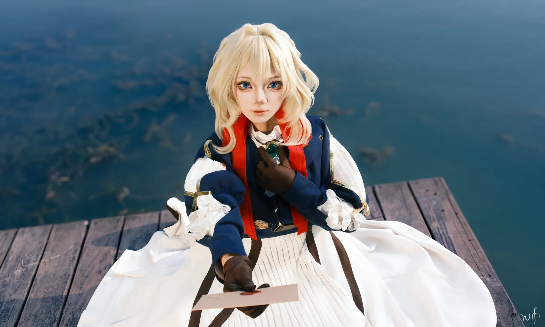 二次元摄影, cosplay正片, 水边外景, 薇尔莉特cos, 紫罗兰永恒花园