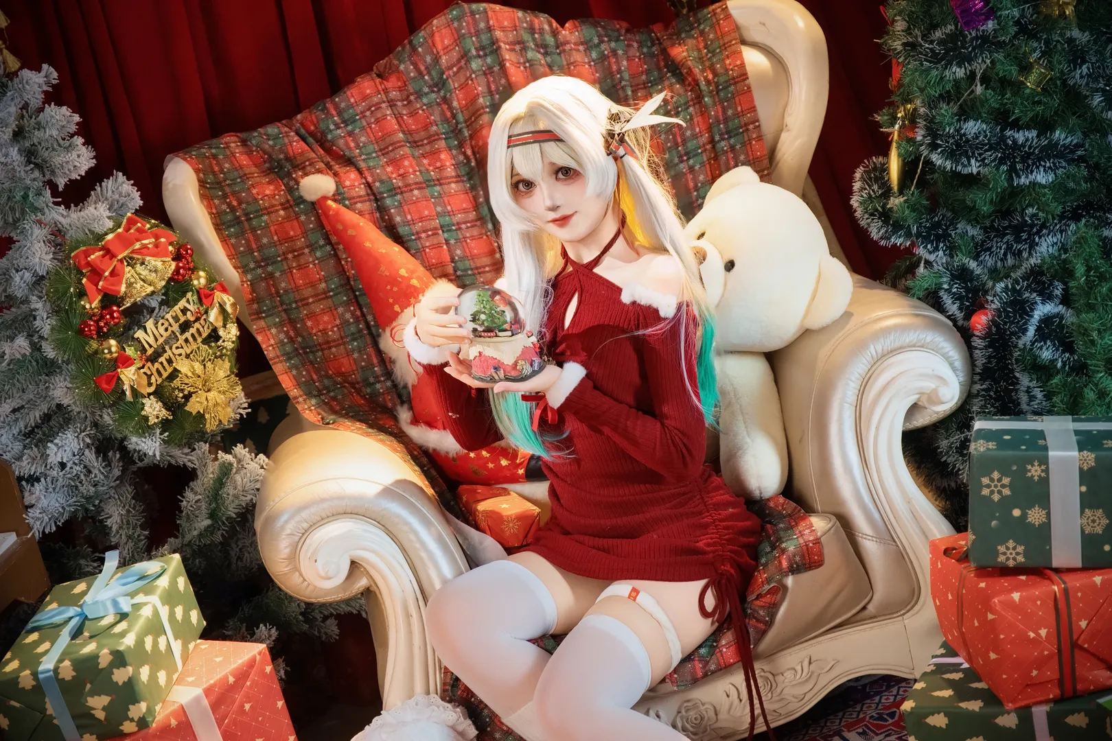 崩坏星穹铁道, 流萤cos, cosplay摄影, 白丝穿搭, 圣诞主题