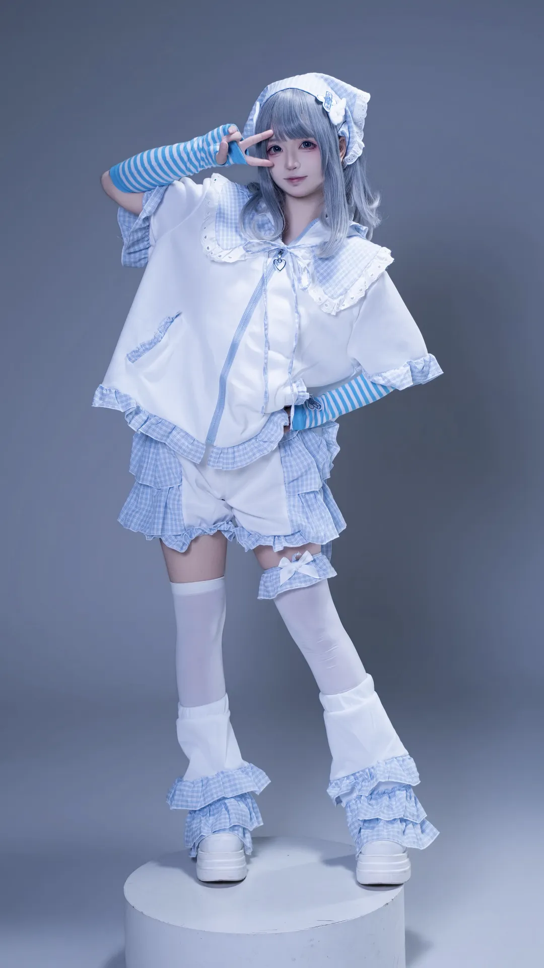 cosplay分享, 水色格纹cos, 二次元甜美穿搭, 三坑少女, 萌系写真 - 第1张