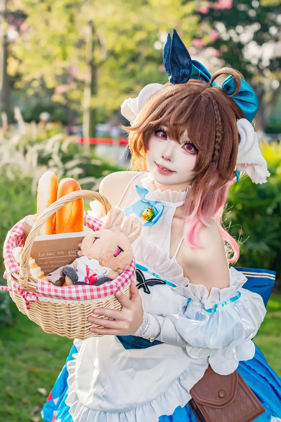 Arknights, Cosplay outfit, Anime cosplay, Eyjafjalla Cosplay, Picnic photo poses - Image 3