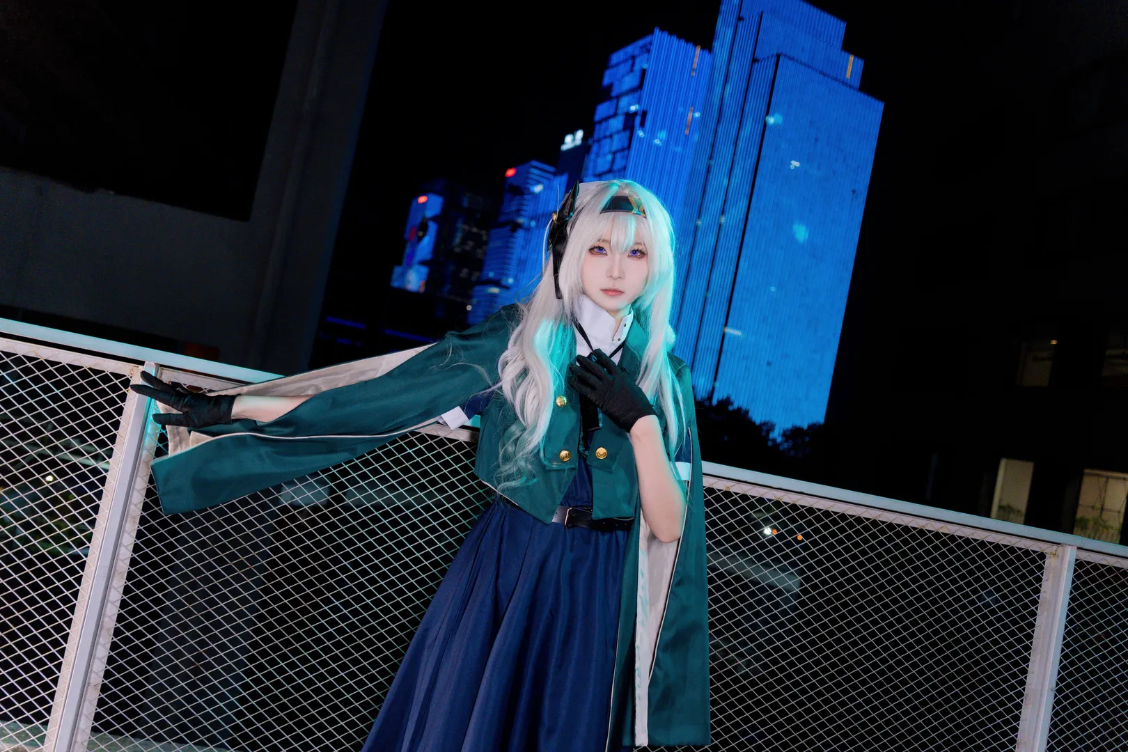 崩坏星穹铁道, 流萤cos, 夜景cosplay, 制服穿搭, 银发cos