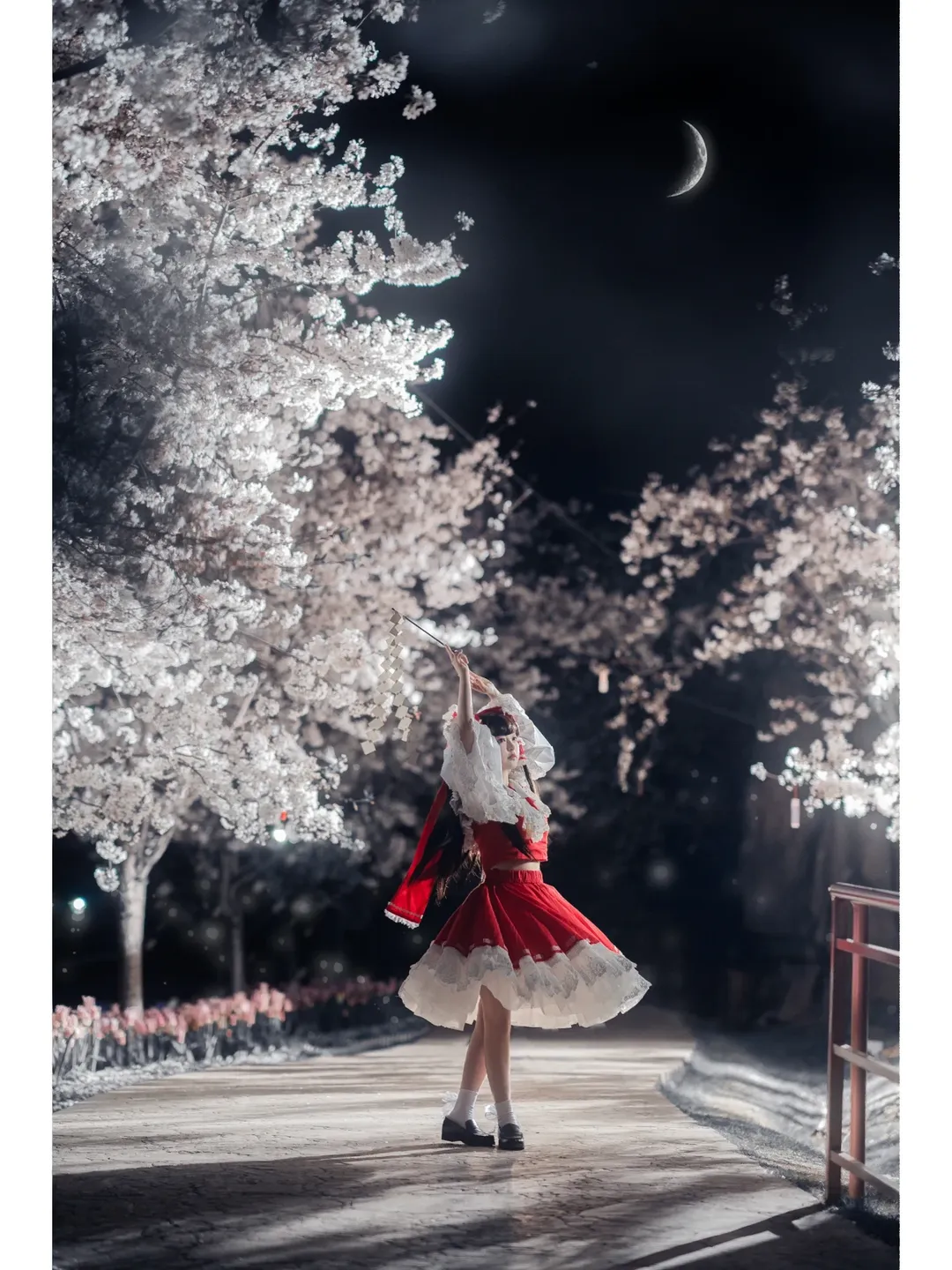 Reimu Hakurei Cosplay, Touhou Project, Girl photography, Portrait photography, Night cherry blossom photography - Image 2