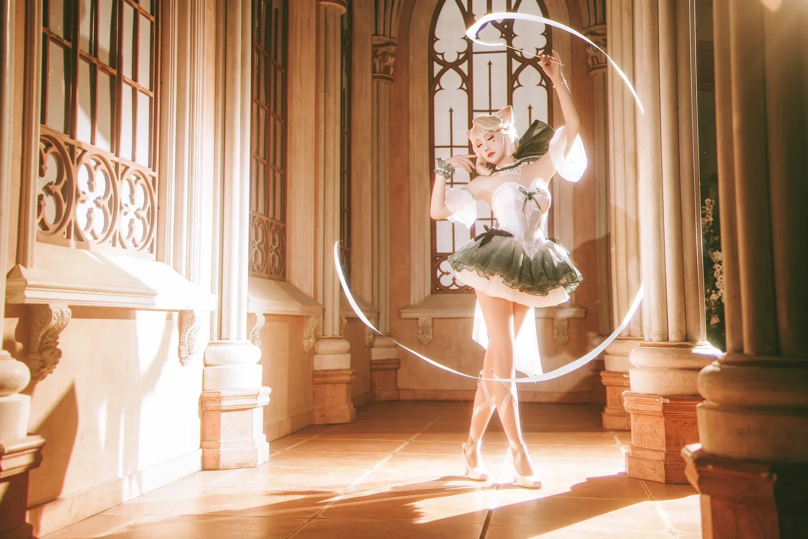 Genshin Impact, Lynette Cosplay, Cosplay photoshoot, Ballet cat, Light painting photography - Image 3