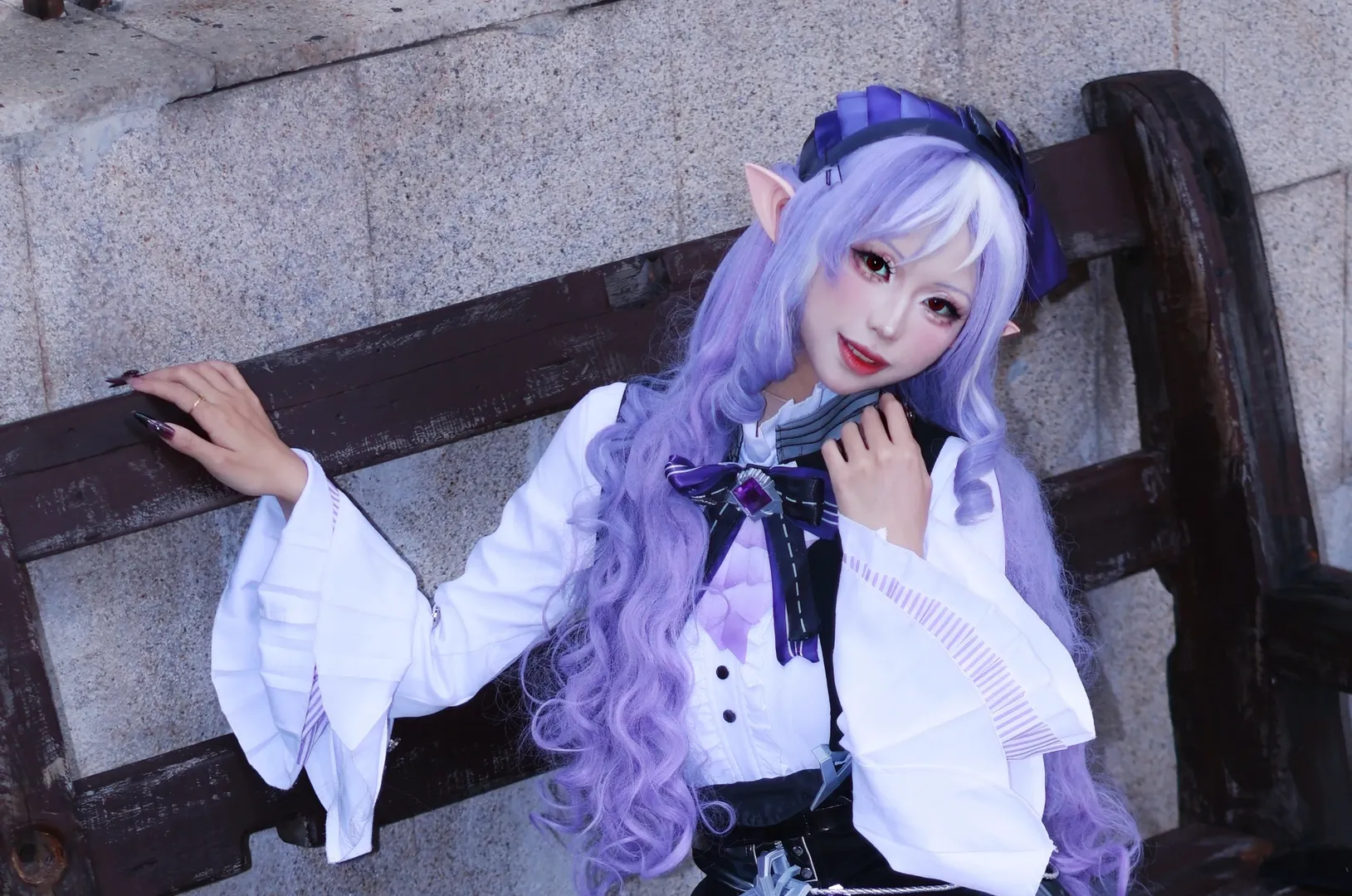 ゼンレスゾーンゼロ, コスプレ, ビビアン コスプレ, エルフ耳, ロケ撮影 - 5枚目