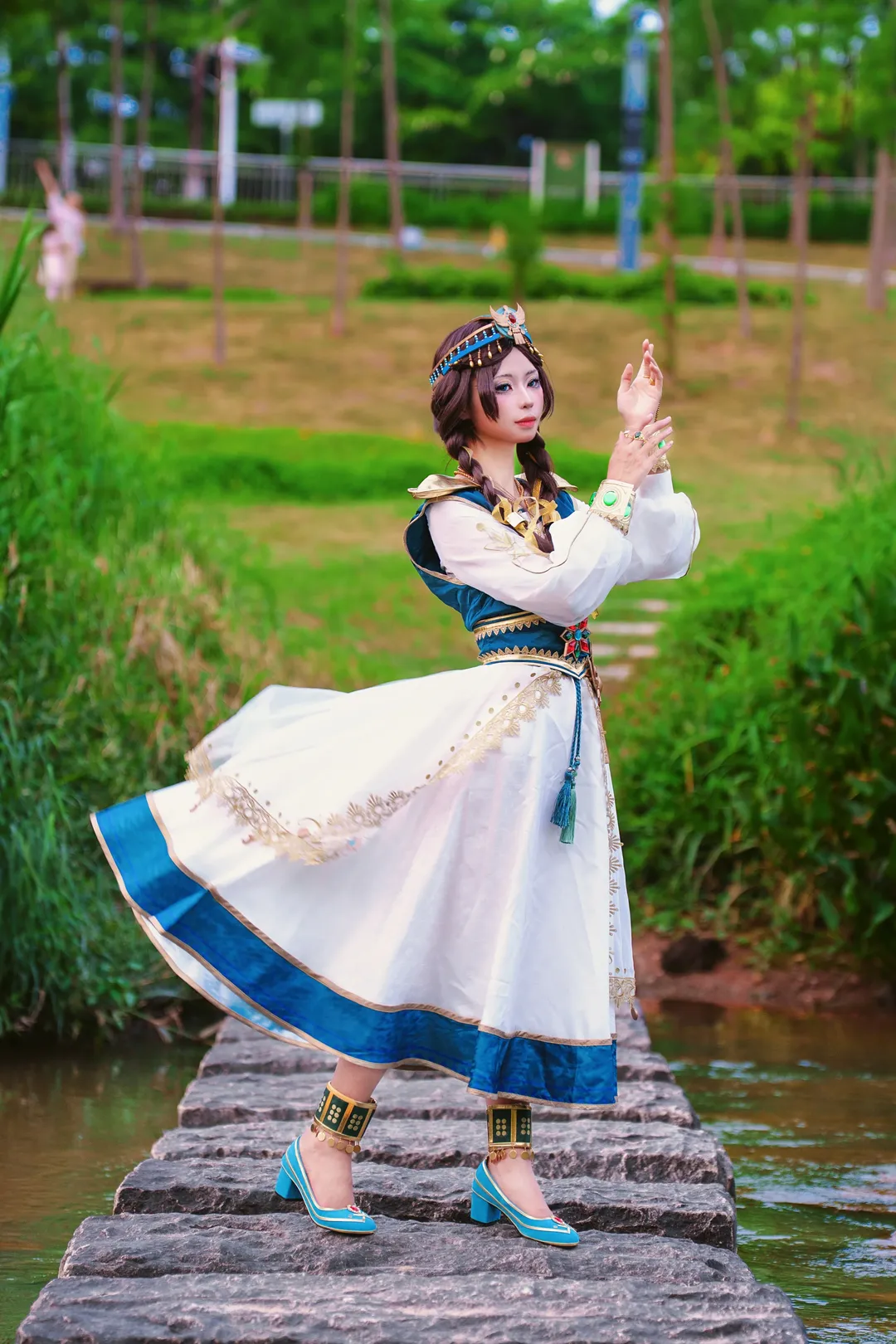 Identity V, Anime cosplay, Outdoor photography, Cosplay photoshoot, Toy Merchant - Feather of Dawn Cosplay - Image 3