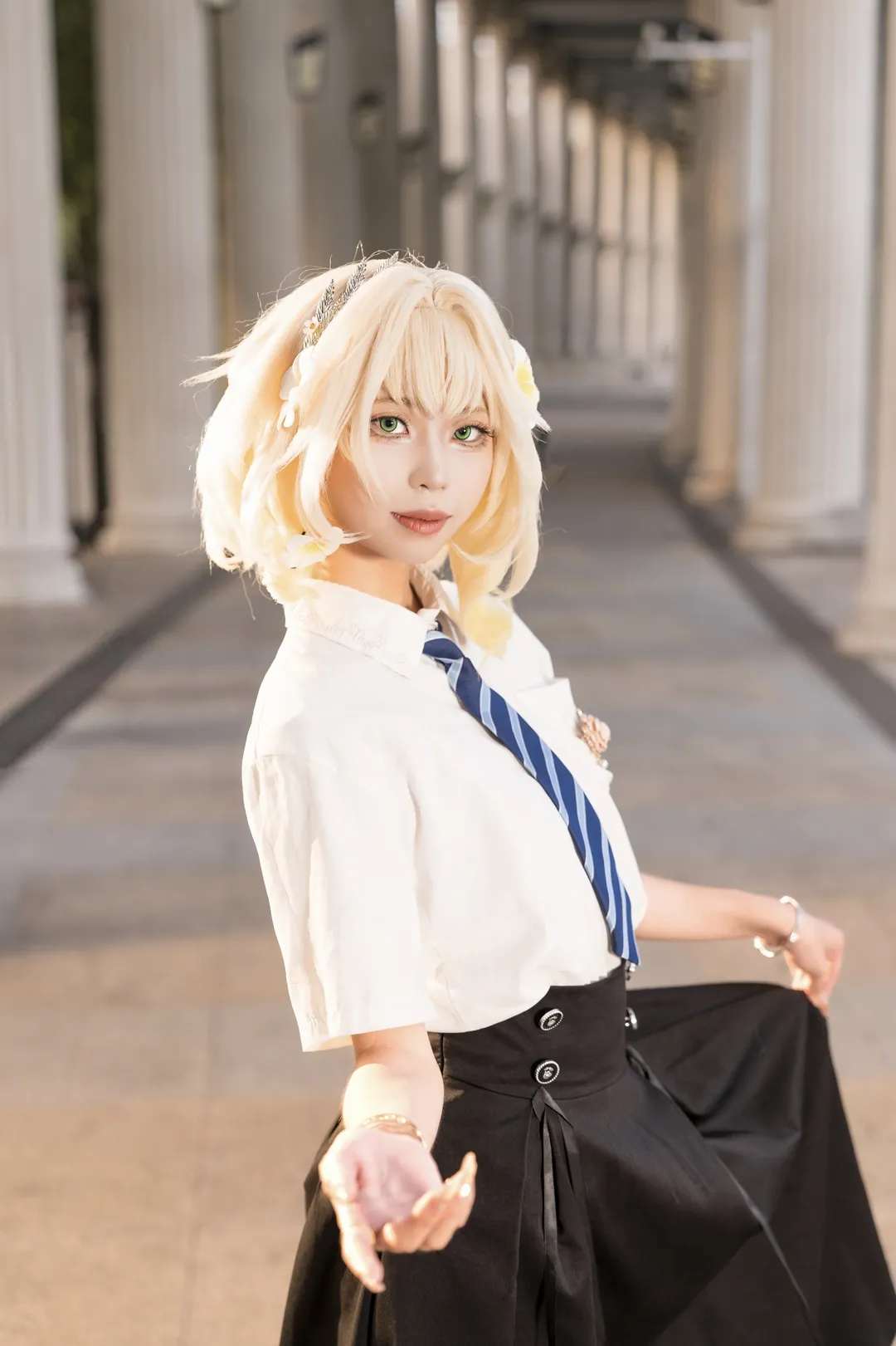阿格莱雅cos, 崩坏星穹铁道, 二次元cos, 校服cosplay, 夏日外景cos - 第3张