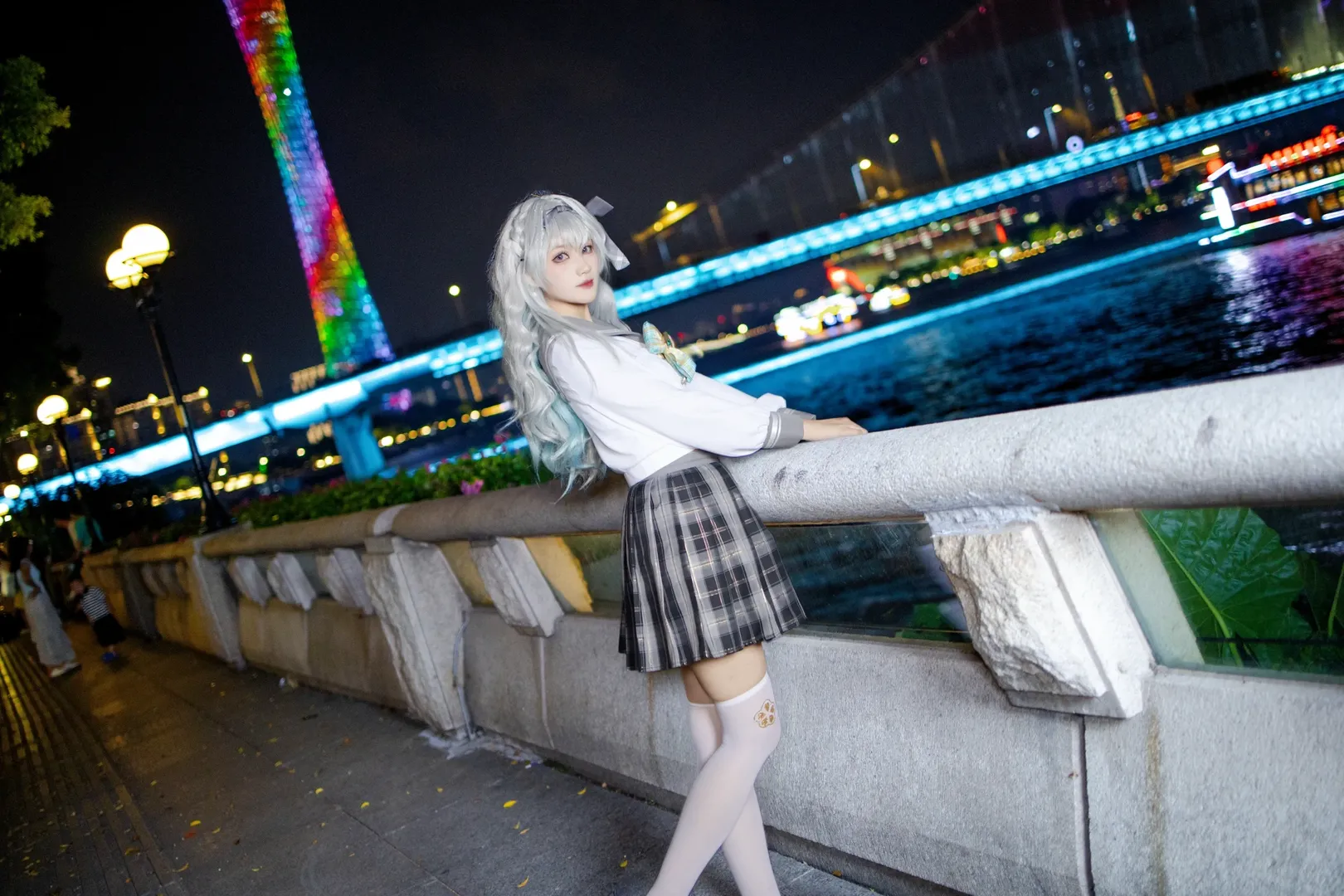 崩坏星穹铁道, 流萤cos, 夜景人像, JK穿搭, 广州塔 - 第1张