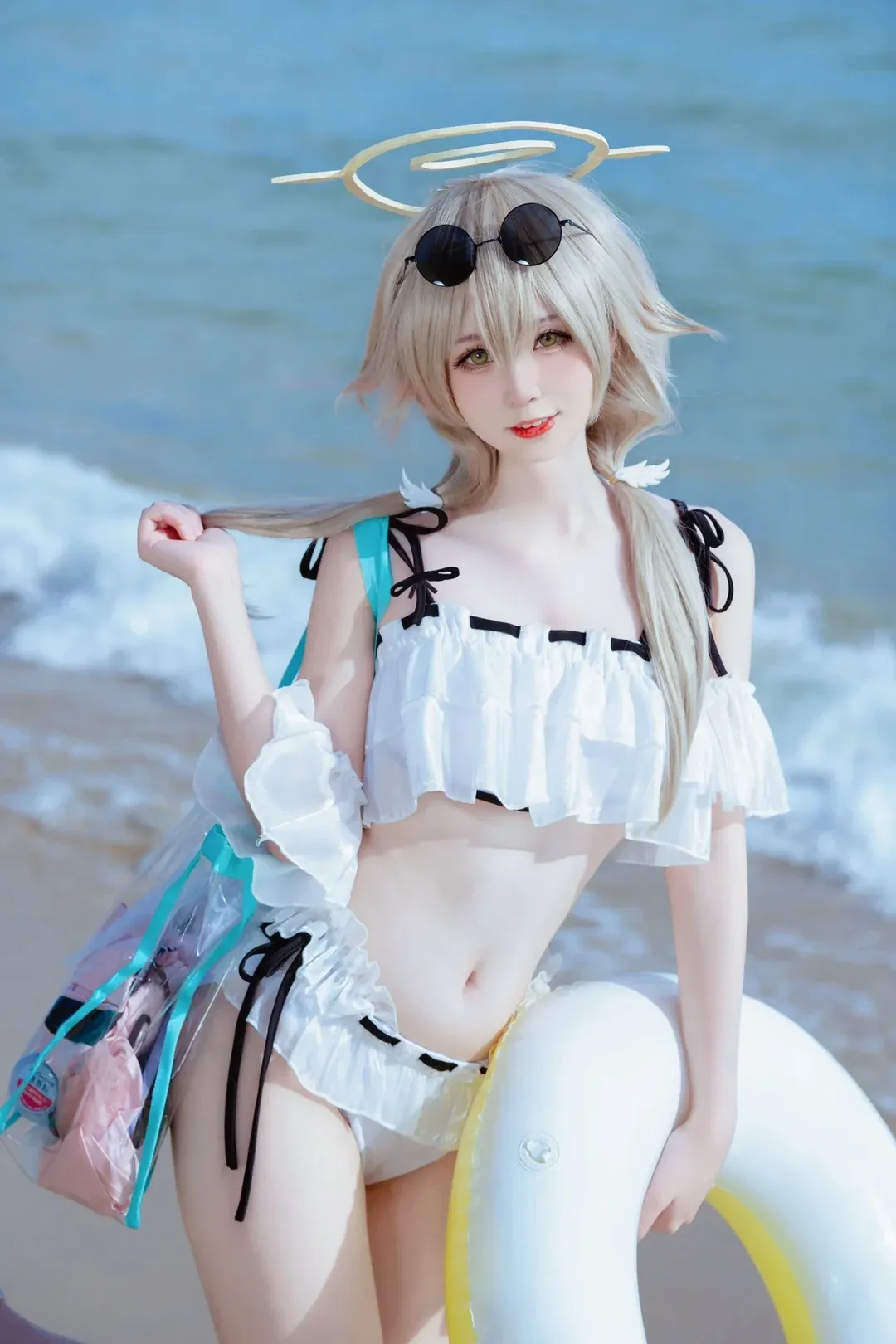 Blue Archive, Seaside cosplay, Swimsuit, Hifumi cosplay, Beach photoshoot