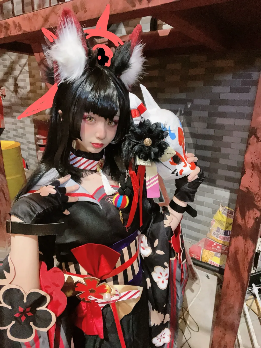 ストリートフォト, ブルーアーカイブ コスプレ, 和風獣耳, 赤黒コーデ, 暗黒少女 - 3枚目
