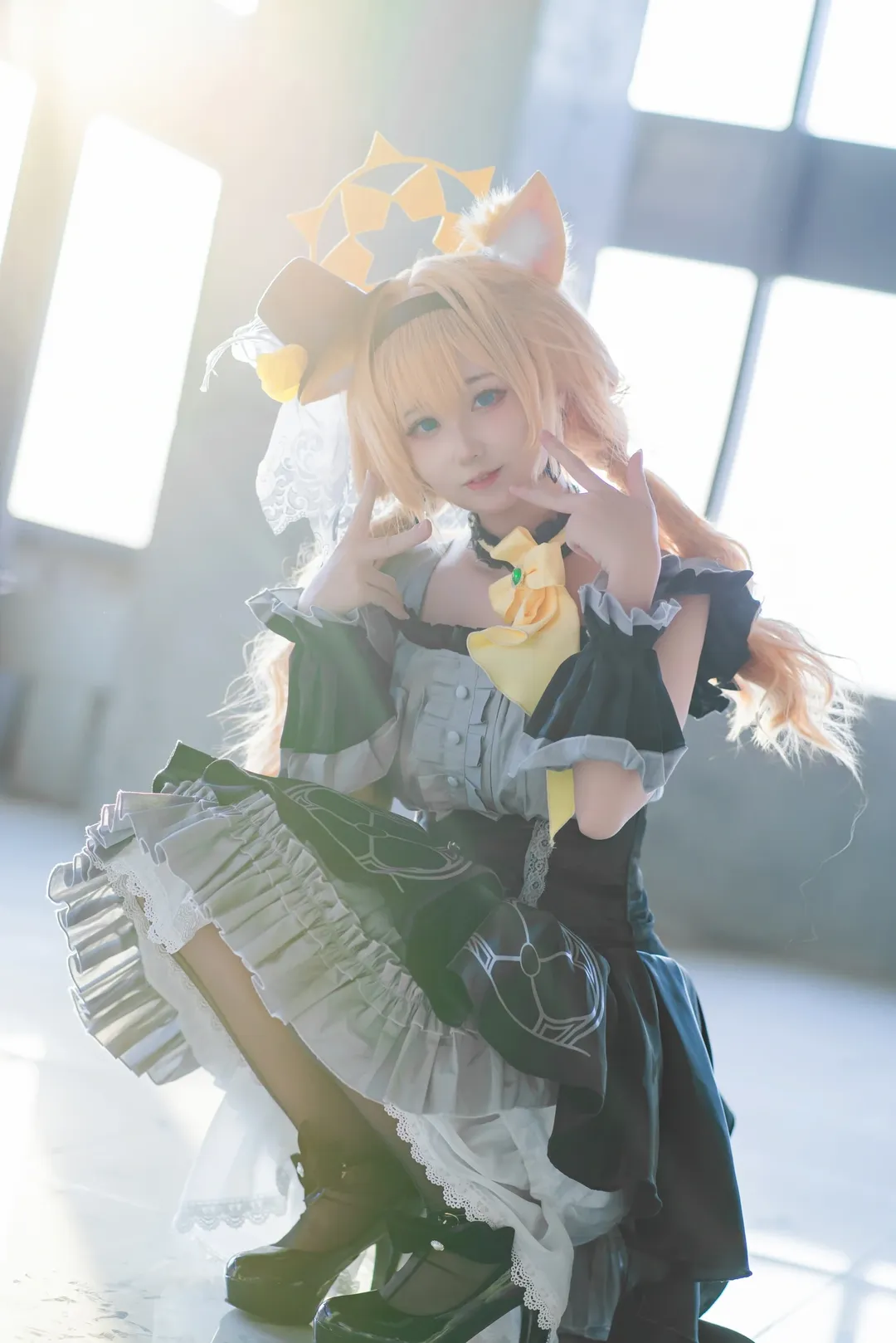 蔚蓝档案, 广州cosplay, 玛丽cos, 逆光氛围感, 金发兽耳cos - 第1张
