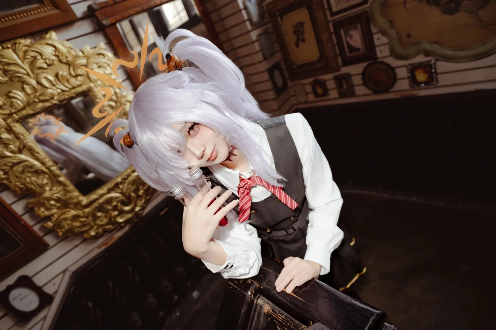 蔚蓝档案, 板垣庚cos, cosplay摄影, 白毛双马尾, 制服写真 - 第4张