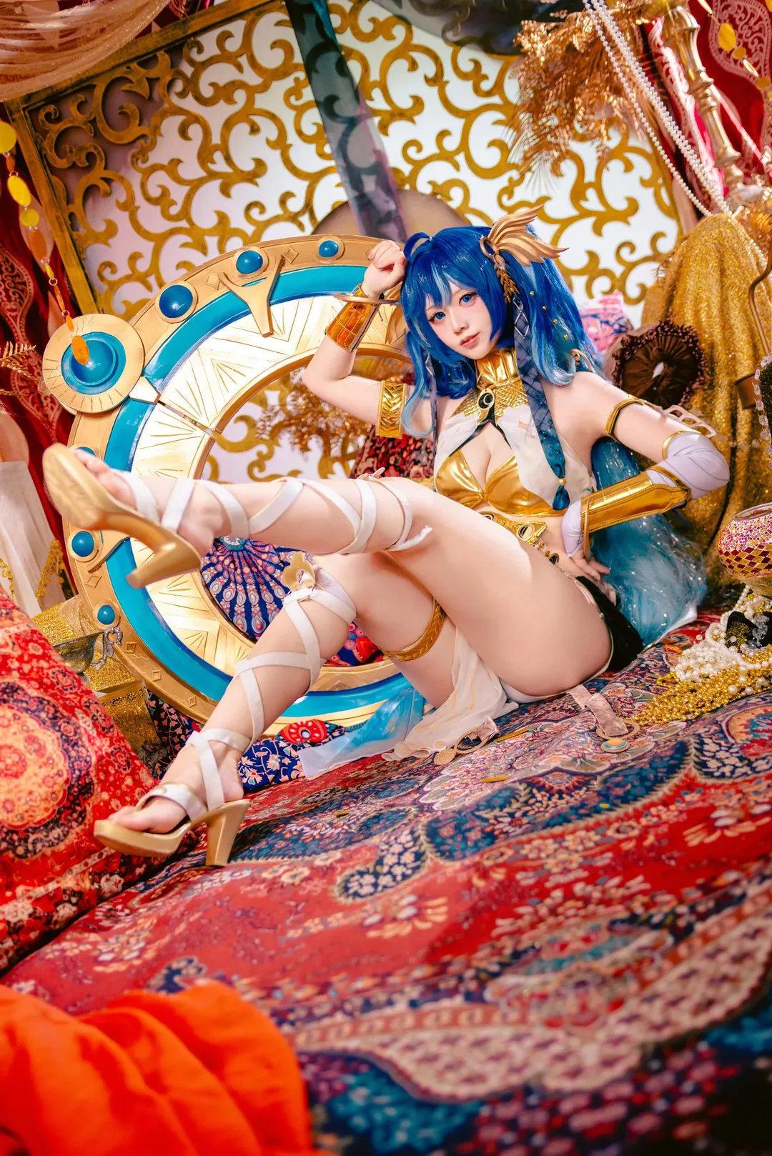 鸣潮, 游戏角色还原, 尤诺cos, 二次元人像摄影, Cosplay拍摄体验