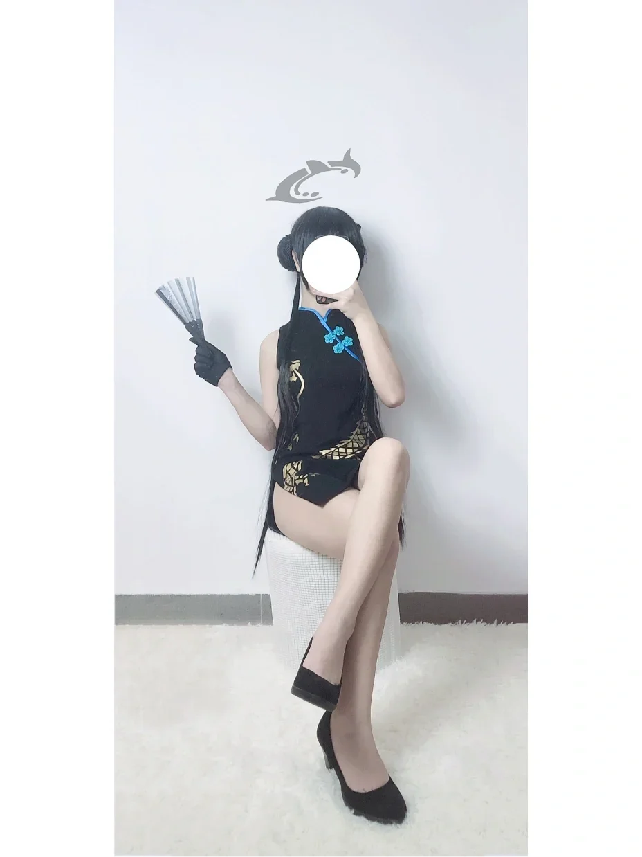 妃咲cos, 碧蓝档案, 二次元cosplay, 黑旗袍穿搭, 高开叉裙 - 第4张