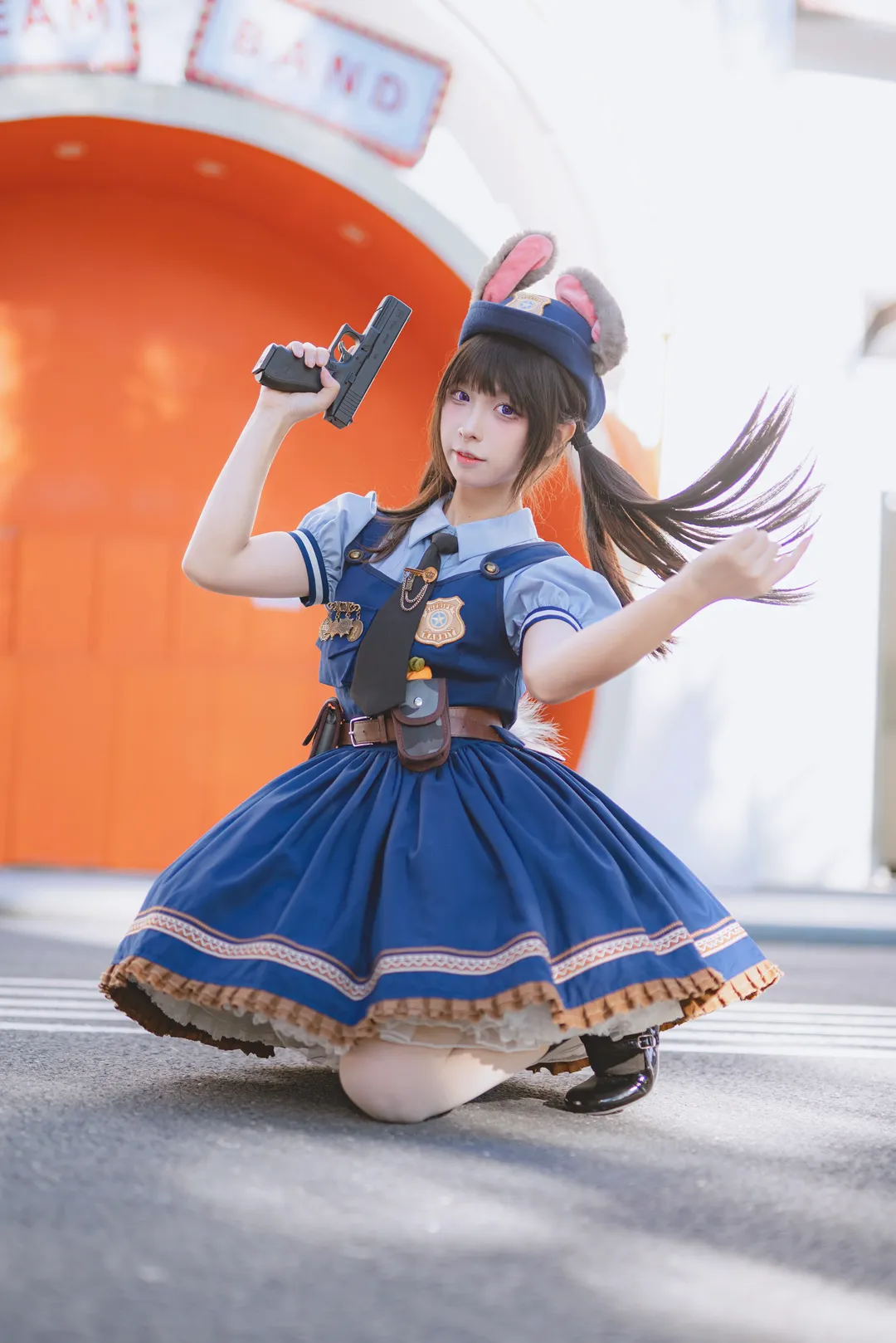 広州での写真撮影, ジュディ コスプレ, ズートピア, ウサギの警察官, ズートピアチェックイン