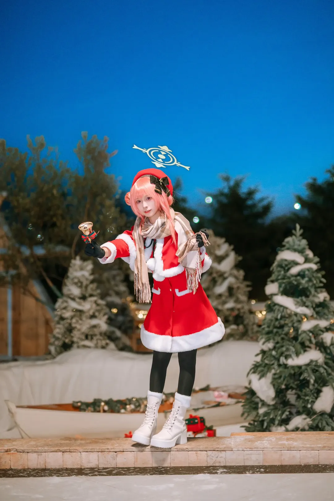 蔚蓝档案, 蓝调时刻, 广州拍照, 圣诞节cosplay, 鹫见芹娜cos - 第1张