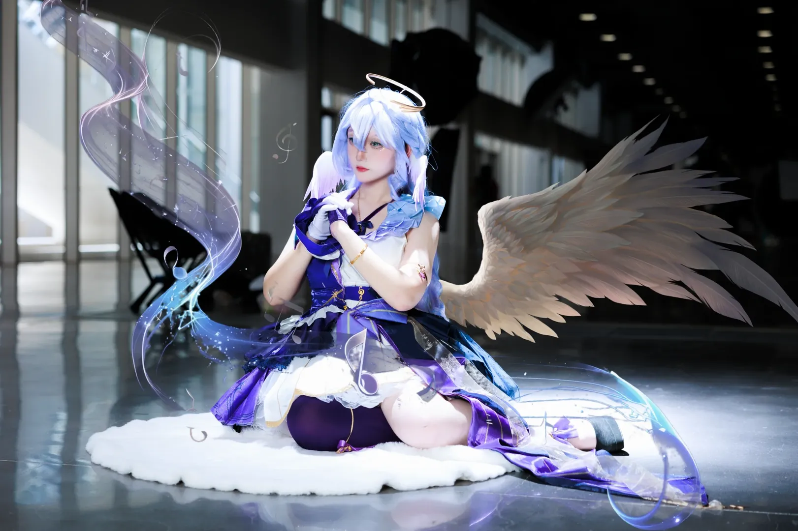 Honkai: Star Rail, Robin cosplay, Convention photography, Cosplay photoshoot, Angel halo - Image 5