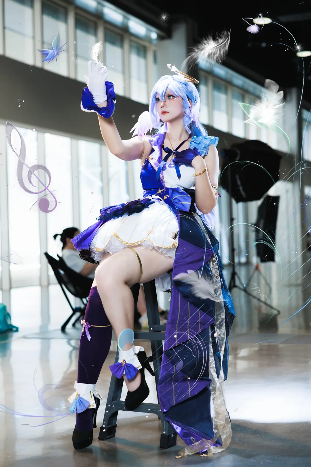 Honkai: Star Rail, Robin cosplay, Convention photography, Cosplay photoshoot, Angel halo - Image 7