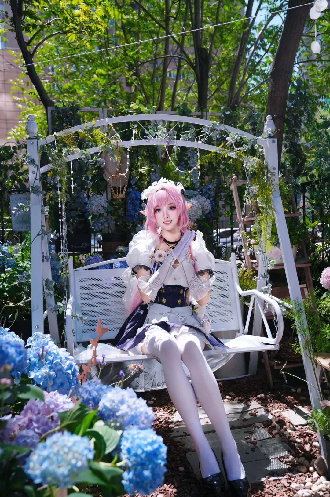 爱莉希雅cos, cosplay, 崩坏三, 女仆装, 花园实景